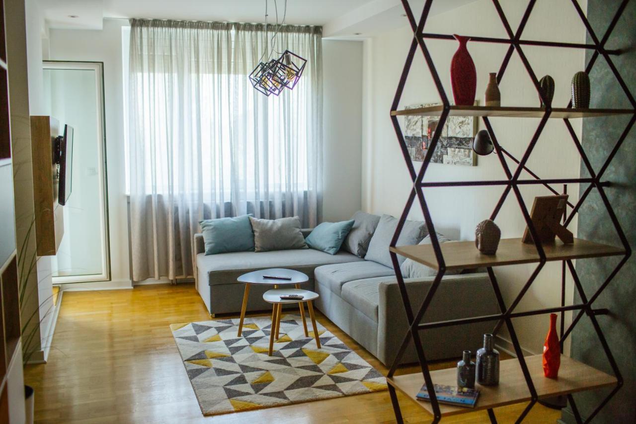 Duplex Apartment *