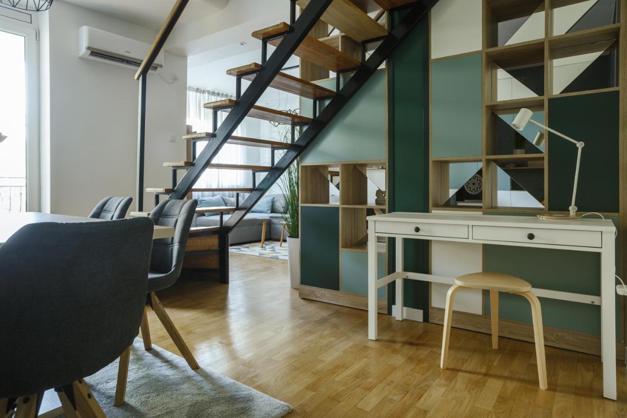 Duplex